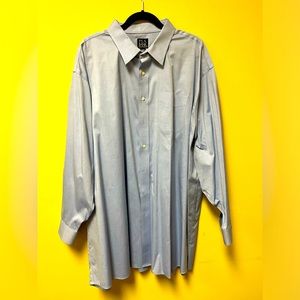 Jos A. Bank Big & Tall Button Dress Shirt
Size 20/35